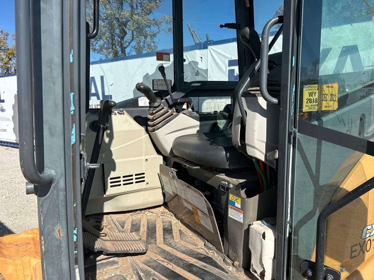 2016-case-cx55b-image-9