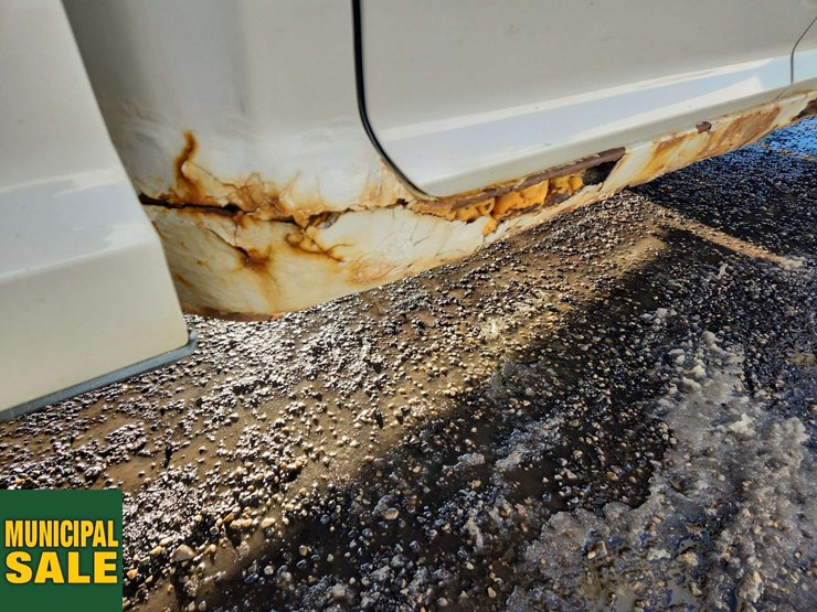 2011-dodge-1500-image-40