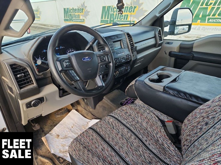 2019-ford-f350-image-16