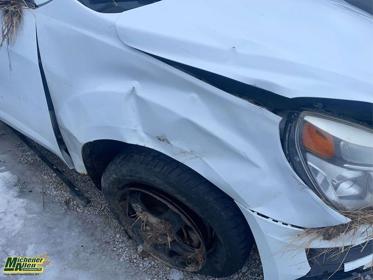 2017-chevrolet-equinox-image-31