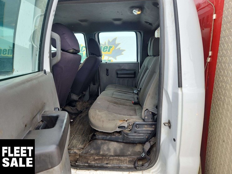 2011-ford-f550-image-16