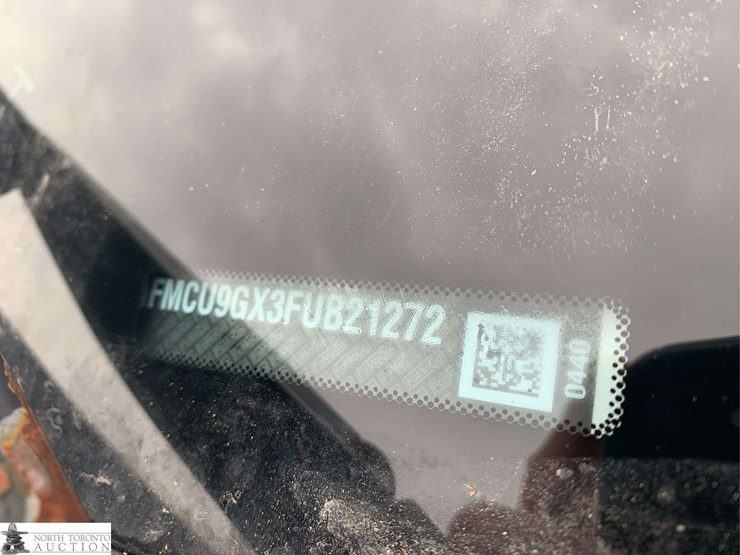 2015-ford-escape-se-image-7