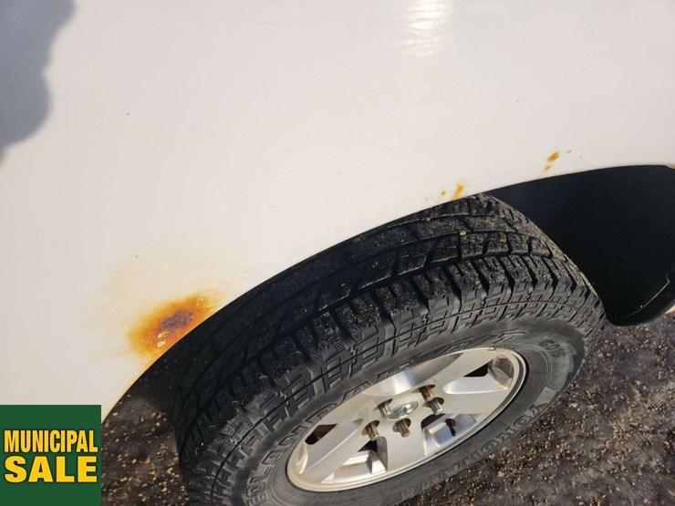 2011-dodge-1500-image-35