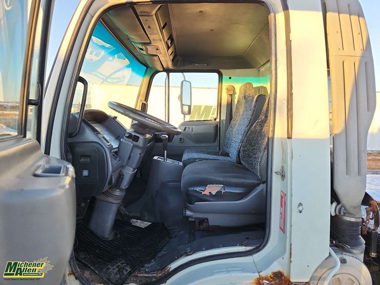 2004-hino-fb1817-image-18