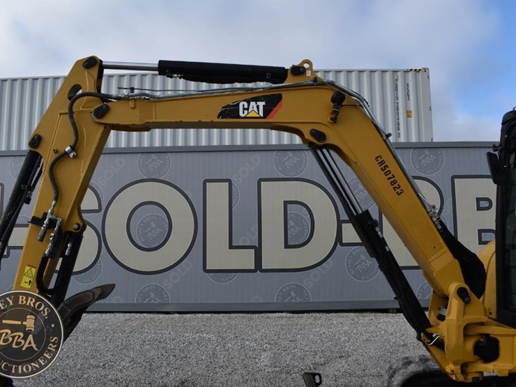 2019-caterpillar-305.5e2-cr-image-14