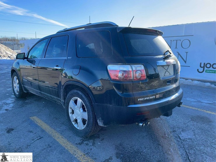 2008-gmc-acadia-slt-image-3