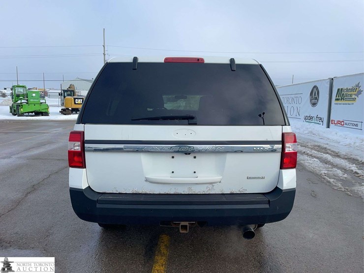 2015-ford-expedition-image-4