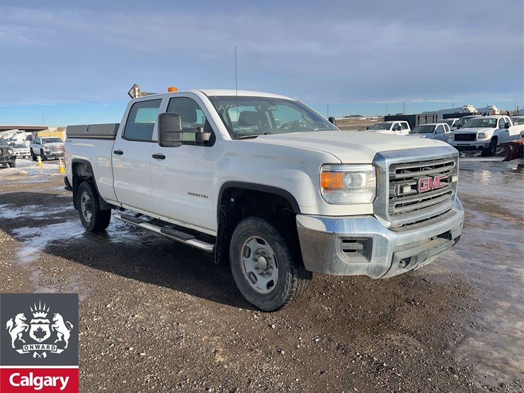 2015-gmc-sierra-2500hd-image-2