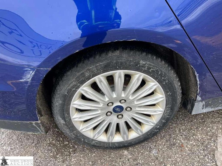 2015-ford-fusion-s-hybrid-image-11