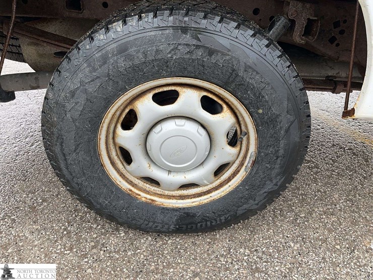 2011-ford-f150-image-9