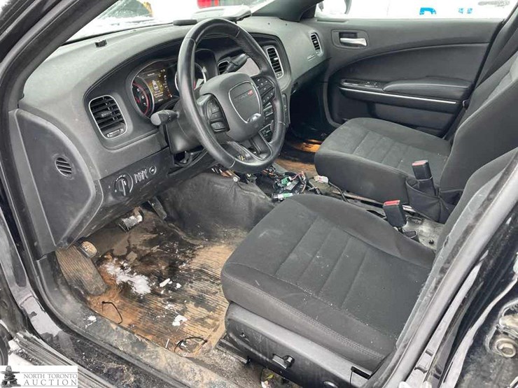 non-operable-2023-dodge-charger-police-image-14