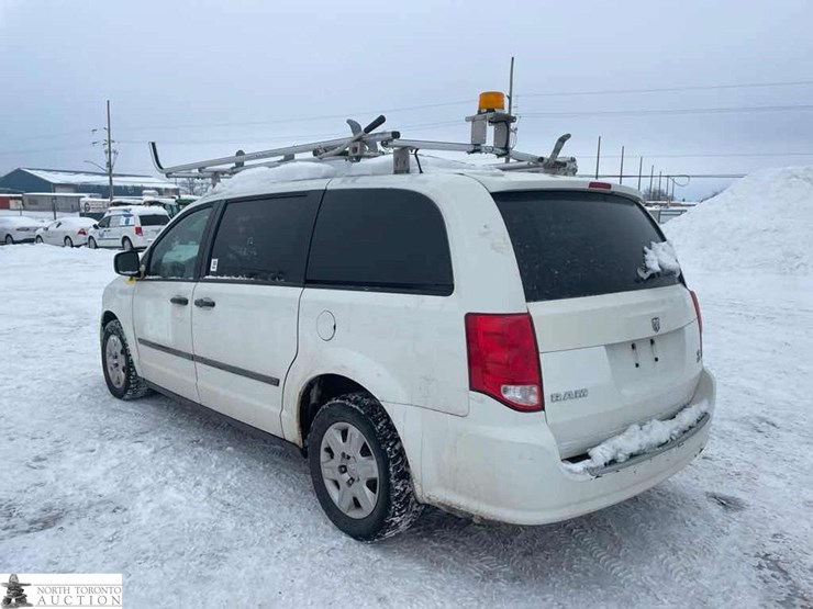 2012-dodge-ram-van-image-9