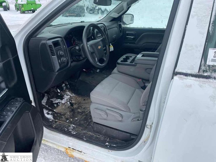 2015-chevrolet-k1500-image-17