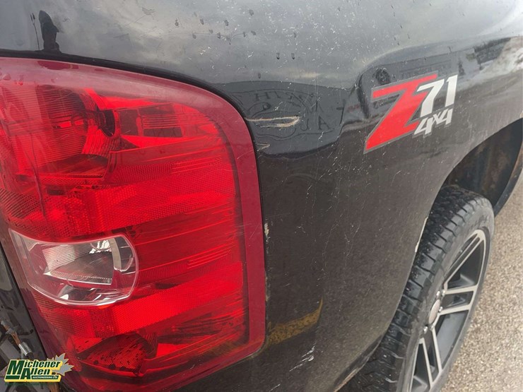 2013-chevrolet-silverado-1500-image-38