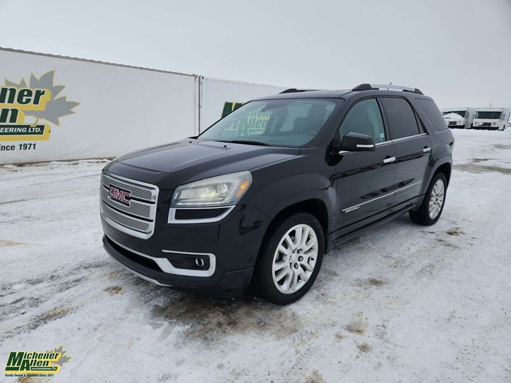 2015-gmc-acadia-image-1