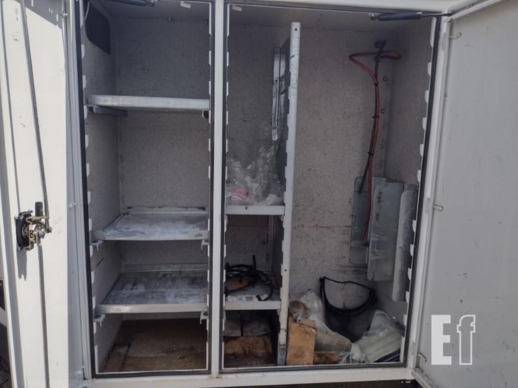 18-ford-f550-image-38