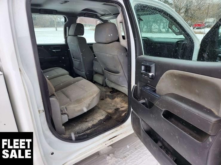 2018-chevrolet-silverado-1500-image-19