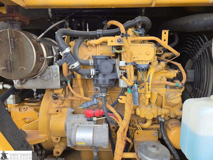 2017-caterpillar-307e2-image-6