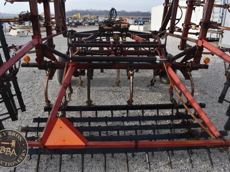 international-field-cultivator-38904-image-21