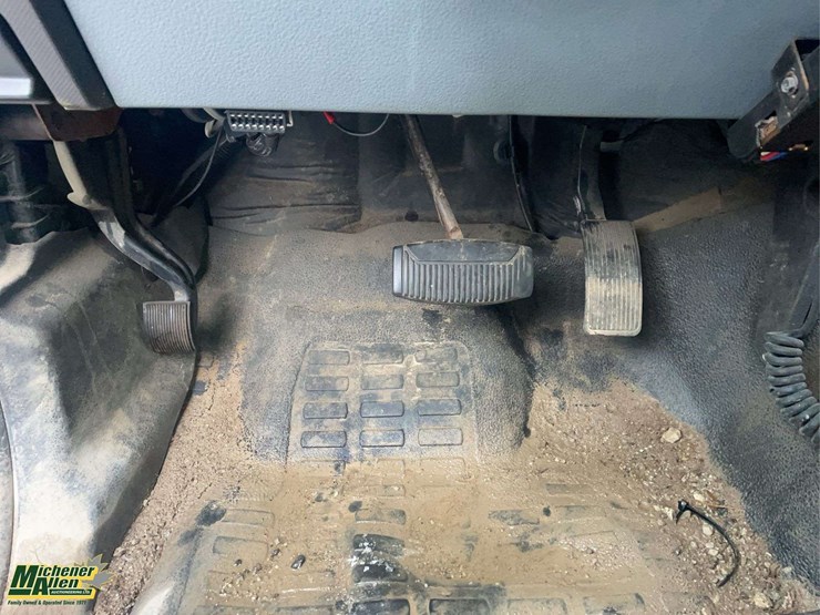 2011-ford-f250-image-18