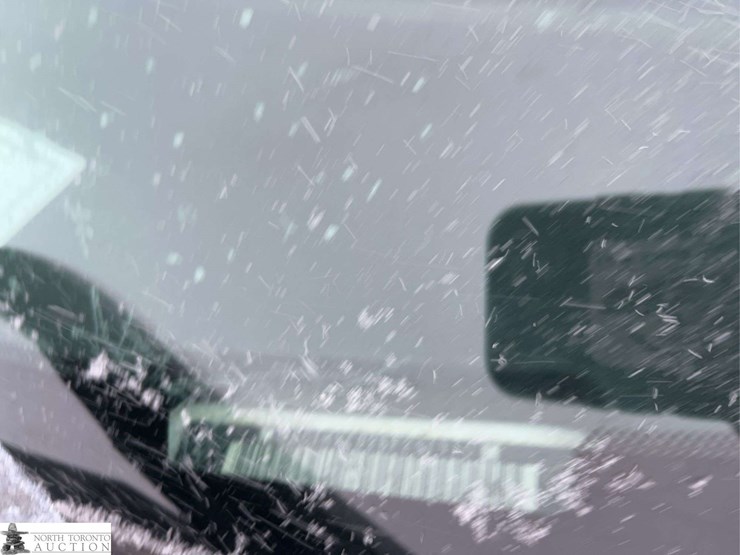 2011-chevrolet-k2500-image-11