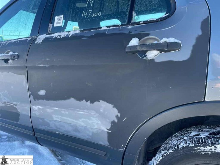 2019-ford-explorer-image-26