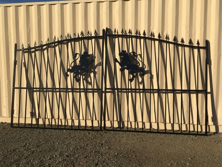 unused-2025-sd-lanch-14ft-bi-parting-iron-gate-image-1