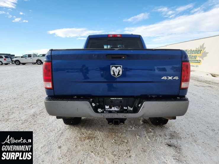 2011-dodge-2500-image-7