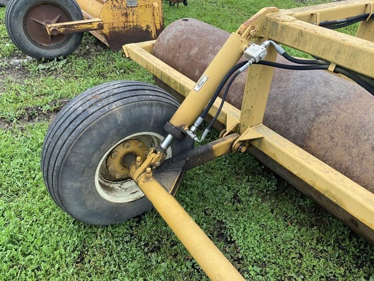 (offsite)-sweco-portable-10'-smooth-roller-image-10