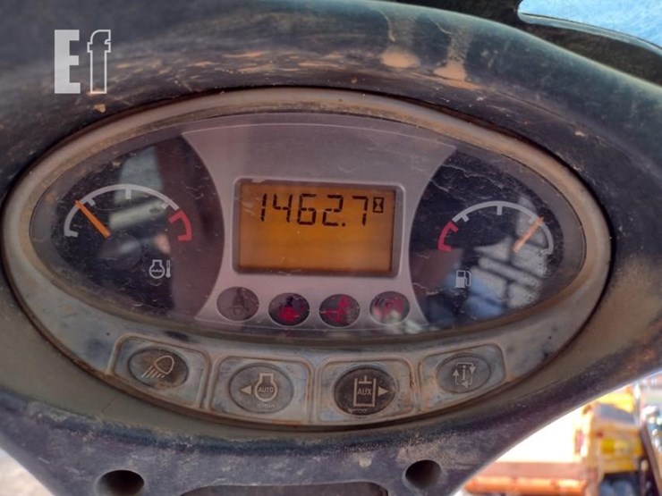 2020-bobcat-t590-image-6