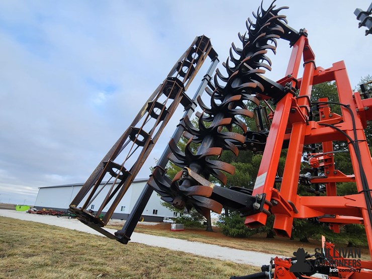 2013-kuhn-krause-excelerator-8000-image-16