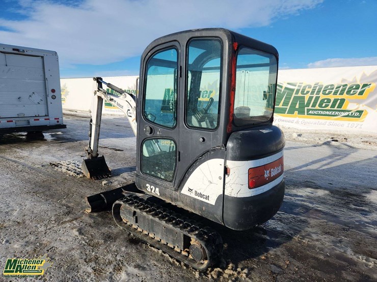 2013-bobcat-324-image-3