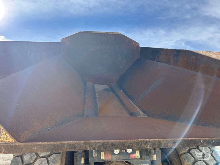 2015-komatsu-hm400-3-image-23