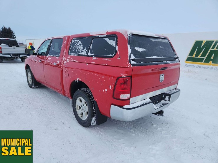 2012-dodge-1500-image-3