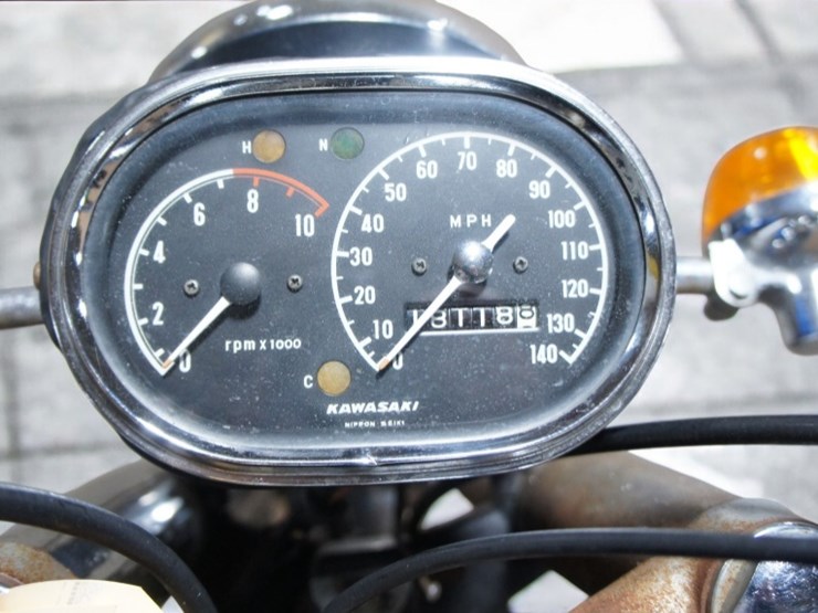 1968-kawasaki-w2-motorcycle-image-7