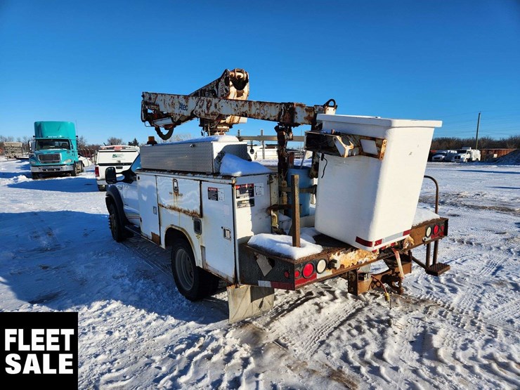 2007-ford-f550-image-3