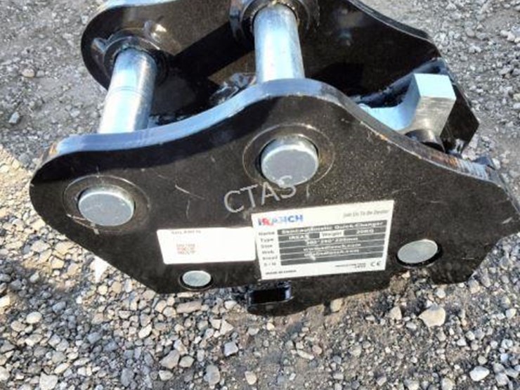 #118-•-mini-excavator-semi-automatic-quick-attach-image-3