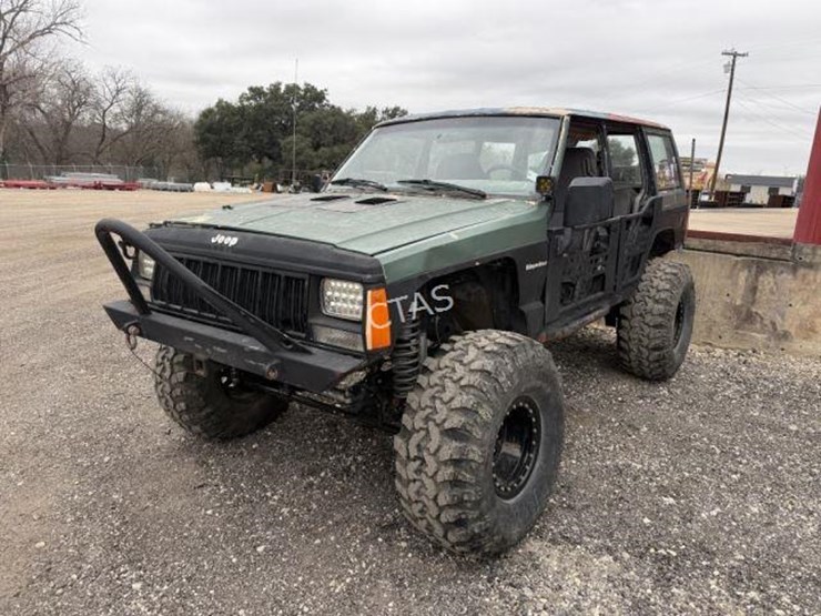 1990-jeep-cherokee-image-1