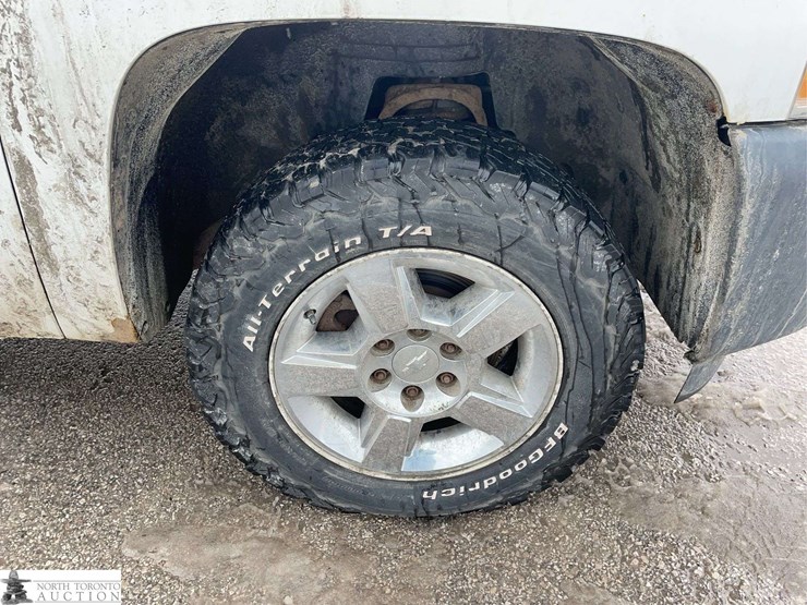 2013-chevrolet-silverado-1500-ls-image-17