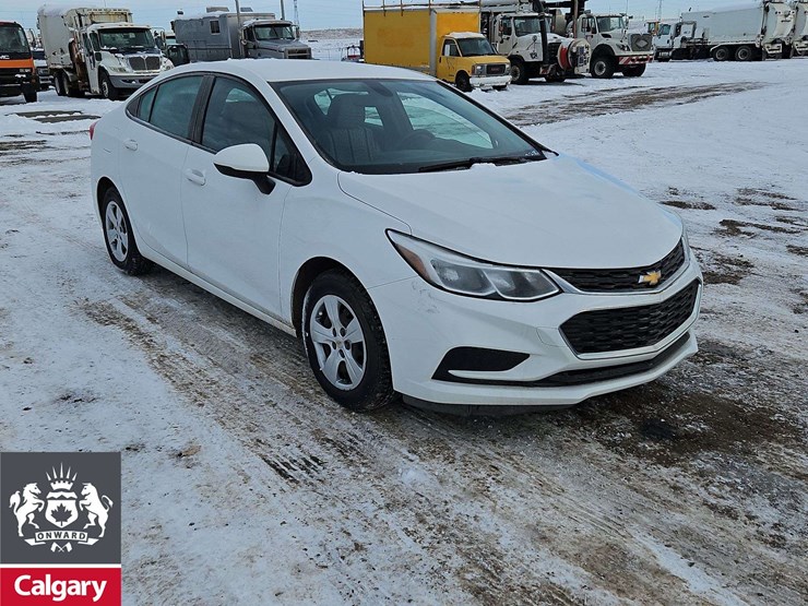 non-operable-2017-chevrolet-cruze-ls-4dr-sedan-image-2