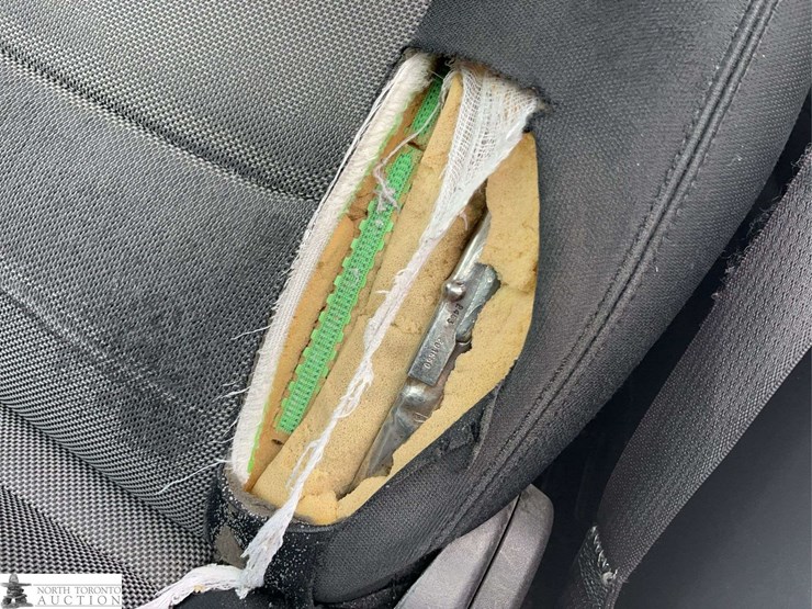 2014-ford-explorer-police-interceptor-image-40