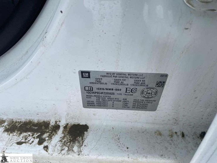 2015-chevrolet-k1500-image-16