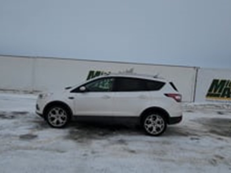 2018-ford-escape-titanium-image-5