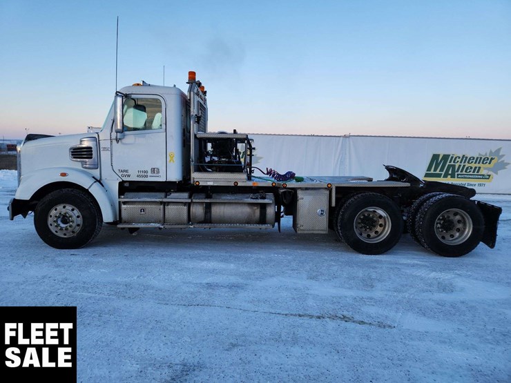 2011-freightliner-coronado-122-sd-image-6