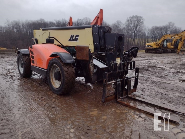 2016-jlg-1255-image-30