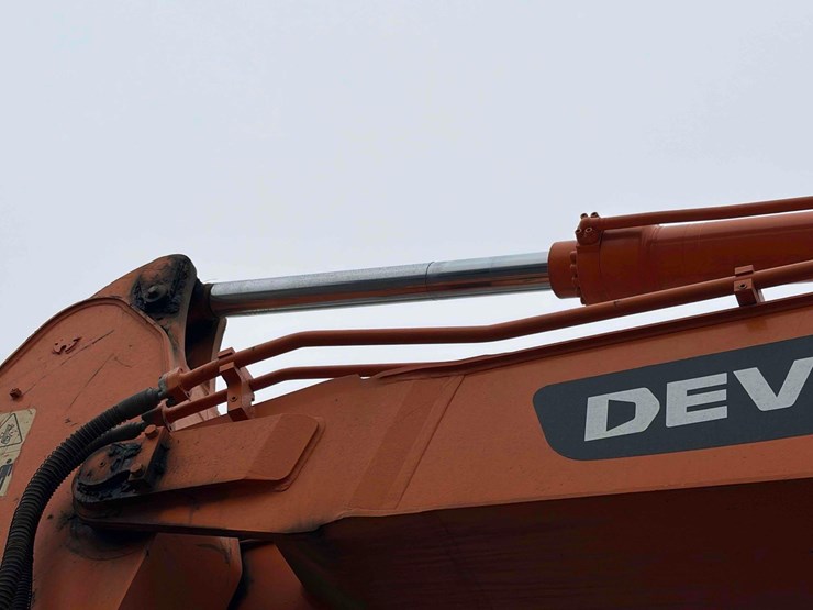 2013-doosan-dx180-lc-3-image-7