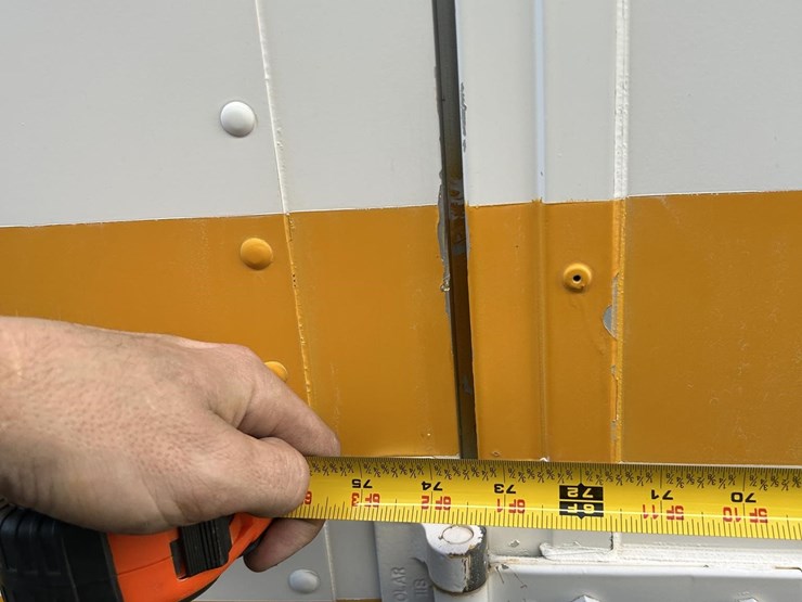 2001-international-4700-image-57