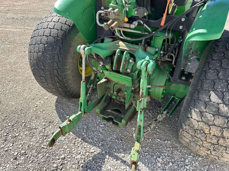 2011-john-deere-5.5-image-18