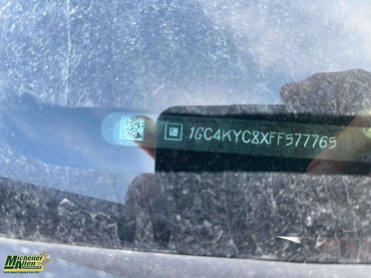 2015-chevrolet-silverado-3500hd-image-26