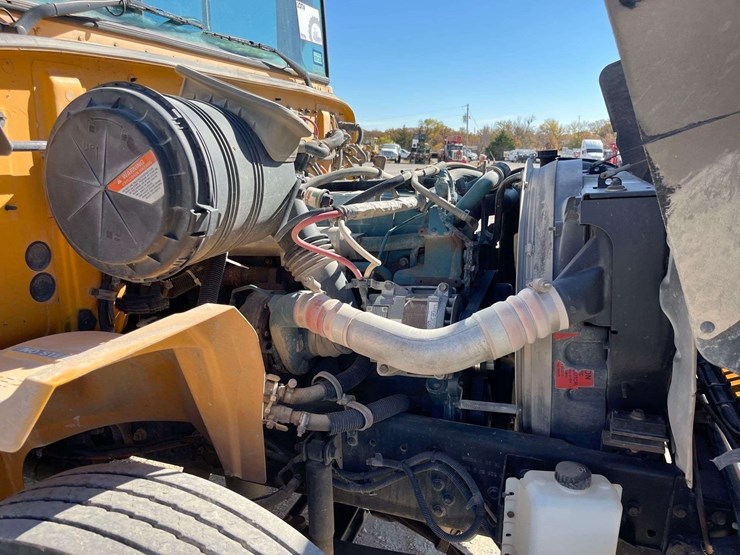 2008-ic-corporation-pb105-school-bus-image-7